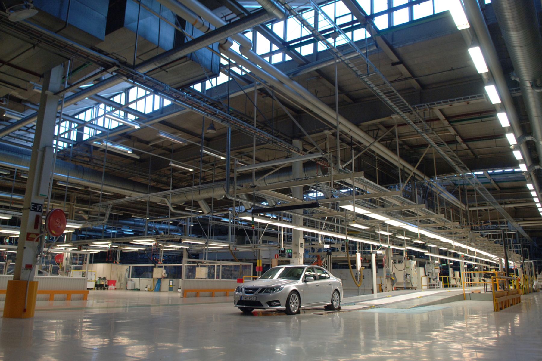 Saab 9-3 Aero in the factory